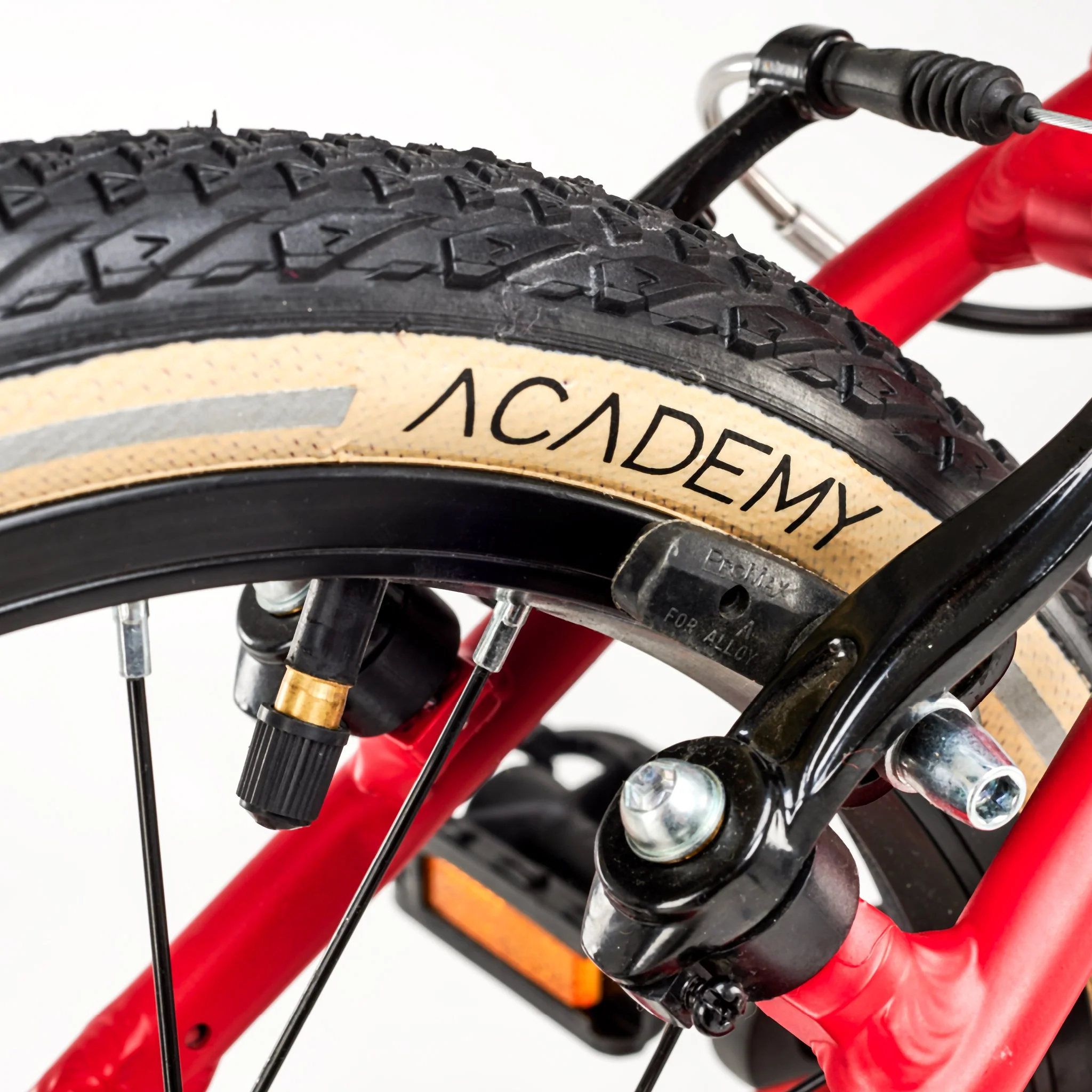 ACADEMY Grade 3 16" Red (2026) - Image 3