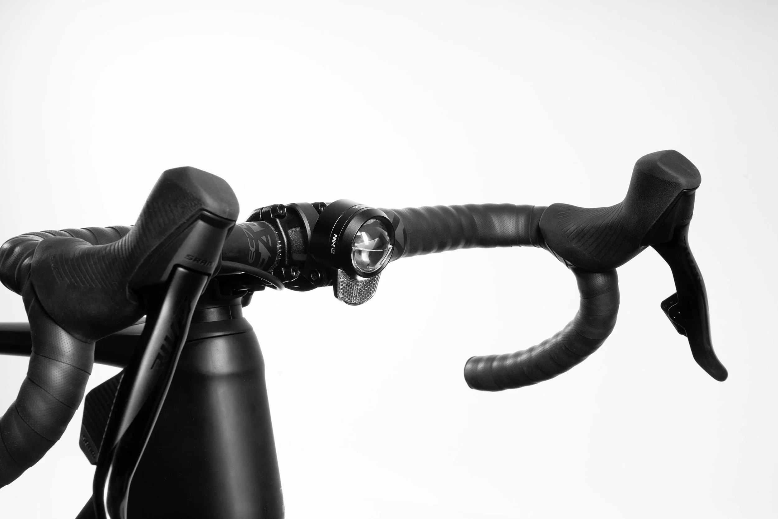 ACID E-Bike Frontlicht PRO-E 150 X-Connect black - Image 3
