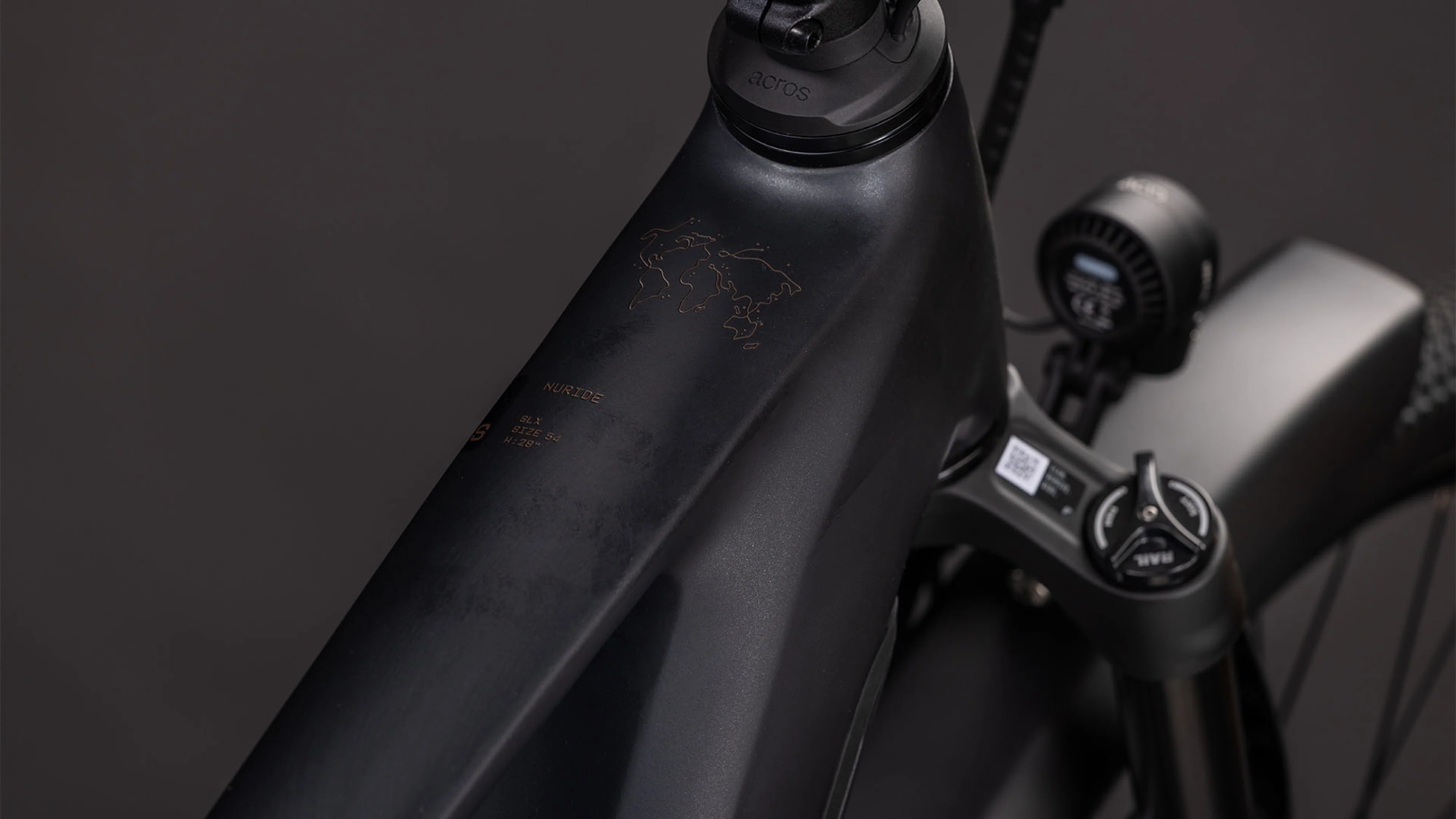 Cube Nuride Hybrid SLX 800 black´n´gold (2026) - Image 2