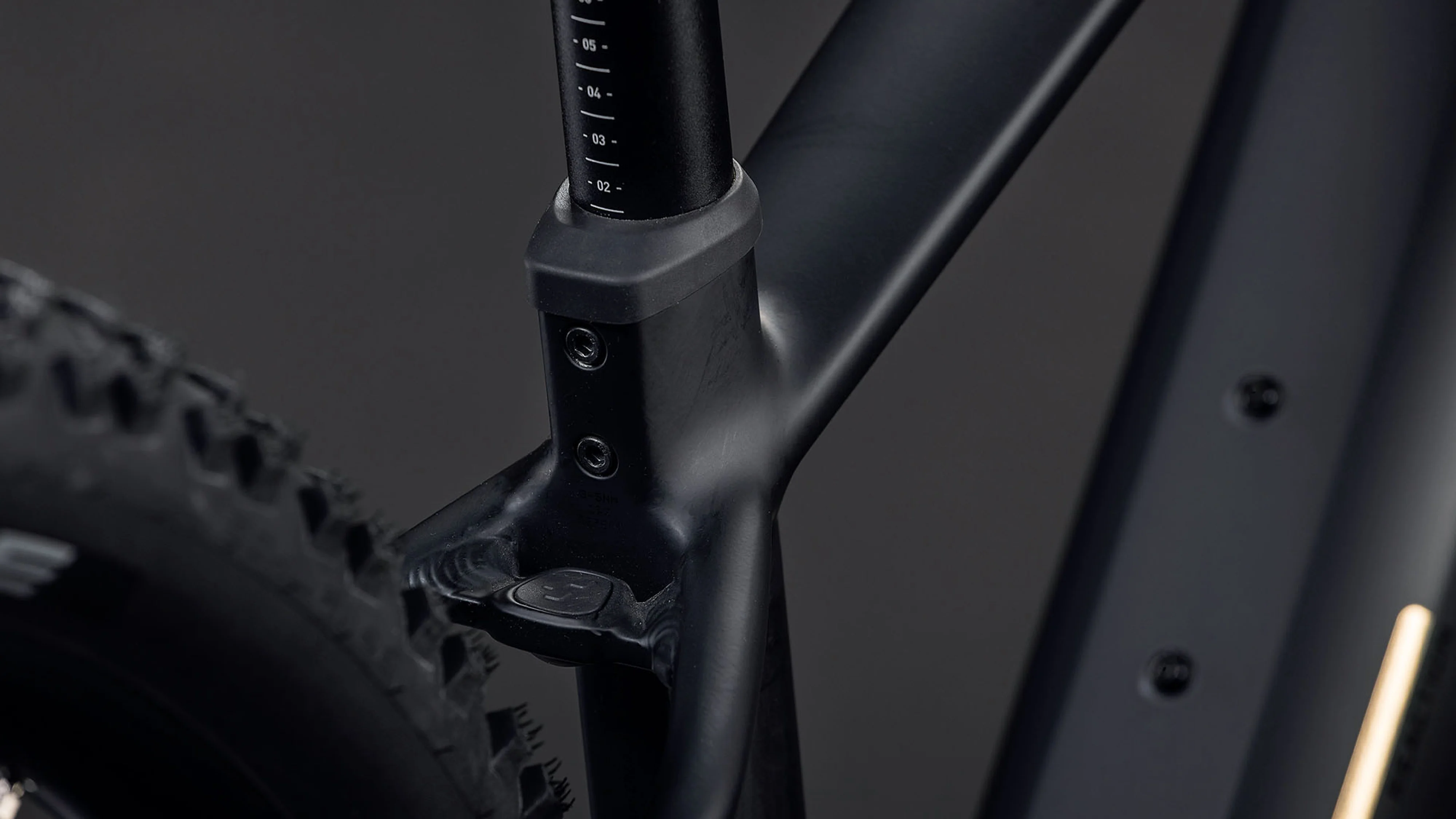 Cube Reaction Hybrid Pro 800 blackline (2026) - Image 4