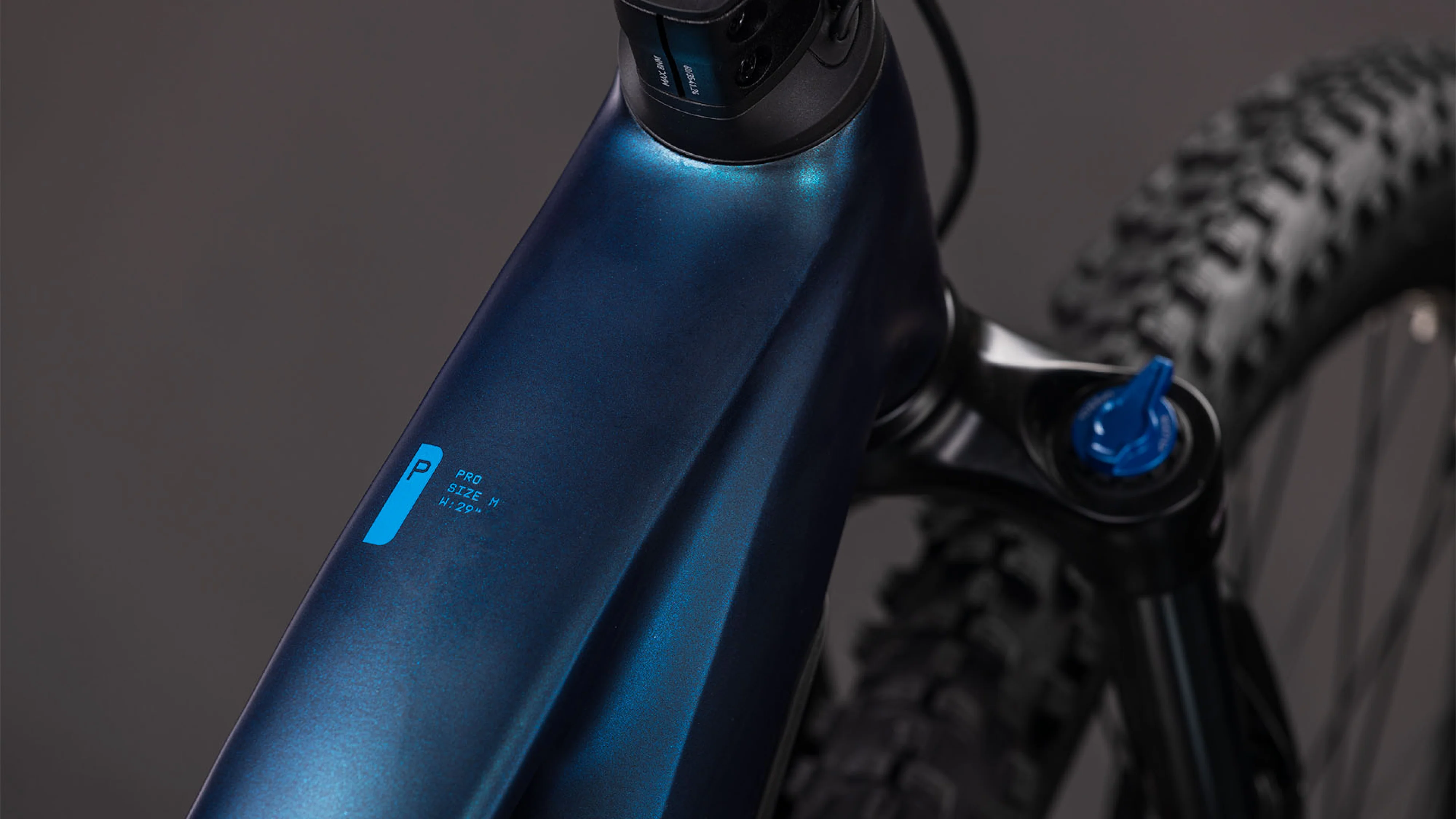 Cube Reaction Hybrid Pro 800 nebular´n´dazzle (2026) - Image 2